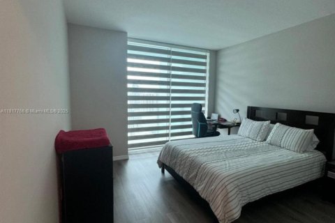 Copropriété à vendre à Miami, Floride: 1 chambre, 77.85 m2 № 1774556 - photo 1
