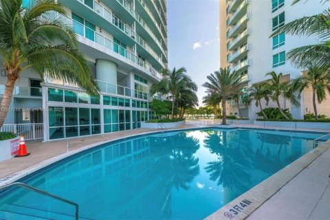 Copropriété à vendre à Miami, Floride: 1 chambre, 77.85 m2 № 1774556 - photo 19