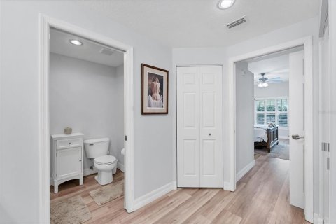 Condo in Bradenton, Florida, 2 bedrooms  № 2142317 - photo 23