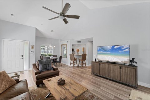 Condo in Bradenton, Florida, 2 bedrooms  № 2142317 - photo 10