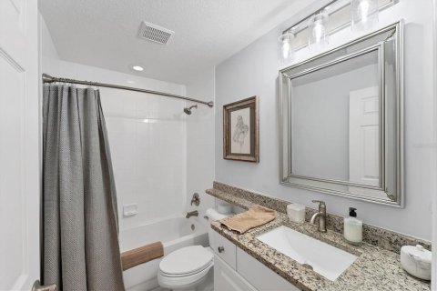 Condo in Bradenton, Florida, 2 bedrooms  № 2142317 - photo 28
