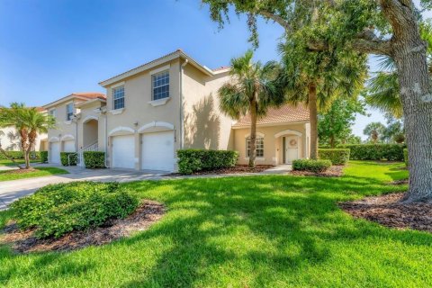 Condo in Bradenton, Florida, 2 bedrooms № 2142317