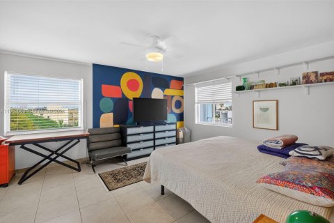 Condominio en venta en Miami Beach, Florida, 2 dormitorios, 122.63 m2 № 2006373 - foto 28