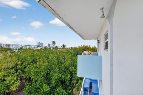 Condominio en venta en Miami Beach, Florida, 2 dormitorios, 122.63 m2 № 2006373 - foto 21