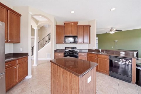 Casa en venta en Mount Dora, Florida, 4 dormitorios, 240.15 m2 № 2223024 - foto 13