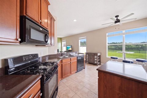 Casa en venta en Mount Dora, Florida, 4 dormitorios, 240.15 m2 № 2223024 - foto 12