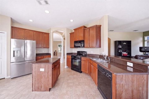 Casa en venta en Mount Dora, Florida, 4 dormitorios, 240.15 m2 № 2223024 - foto 14