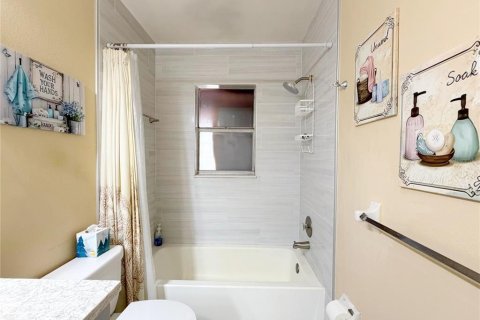Appartement à louer à Largo, Floride: 2 chambres, 78.04 m2 № 2418964 - photo 13