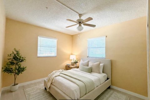 Appartement à louer à Largo, Floride: 2 chambres, 78.04 m2 № 2418964 - photo 4
