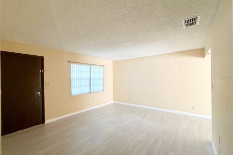 Appartement à louer à Largo, Floride: 2 chambres, 78.04 m2 № 2418964 - photo 11