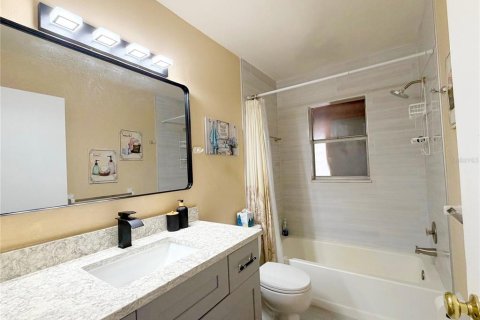 Appartement à louer à Largo, Floride: 2 chambres, 78.04 m2 № 2418964 - photo 12