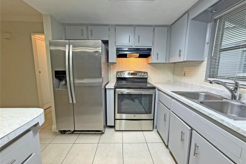 Casa en alquiler en Port Richey, Florida, 3 dormitorios, 133.97 m2 № 1895132 - foto 12