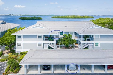 Condo in Bradenton, Florida, 2 bedrooms  № 2393382 - photo 6