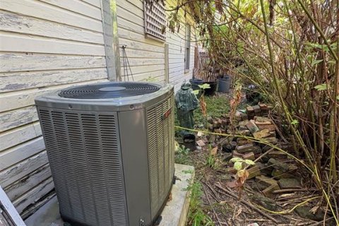 Casa en venta en Clearwater, Florida, 2 dormitorios, 91.79 m2 № 1895082 - foto 17