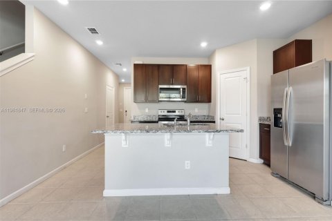 Touwnhouse à vendre à Mangonia Park, Floride: 3 chambres, 135.08 m2 № 2043180 - photo 7