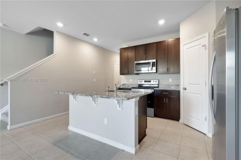 Touwnhouse à vendre à Mangonia Park, Floride: 3 chambres, 135.08 m2 № 2043180 - photo 8