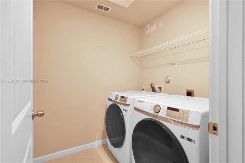 Touwnhouse à vendre à Mangonia Park, Floride: 3 chambres, 135.08 m2 № 2043180 - photo 20