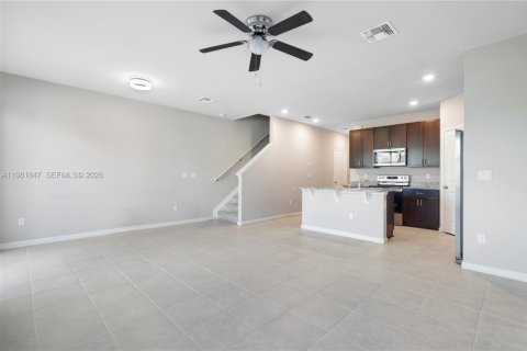 Touwnhouse à vendre à Mangonia Park, Floride: 3 chambres, 135.08 m2 № 2043180 - photo 10