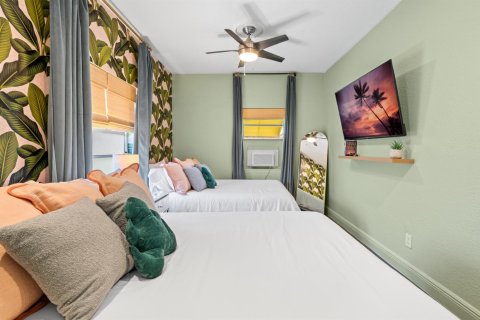 Villa ou maison à vendre à Hallandale Beach, Floride: 3 chambres, 91.97 m2 № 2433939 - photo 16
