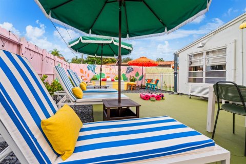 Villa ou maison à vendre à Hallandale Beach, Floride: 3 chambres, 91.97 m2 № 2433939 - photo 8