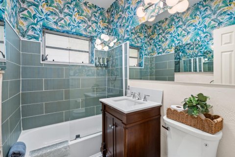 Villa ou maison à vendre à Hallandale Beach, Floride: 3 chambres, 91.97 m2 № 2433939 - photo 10