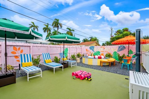 Villa ou maison à vendre à Hallandale Beach, Floride: 3 chambres, 91.97 m2 № 2433939 - photo 23
