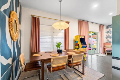 Villa ou maison à vendre à Hallandale Beach, Floride: 3 chambres, 91.97 m2 № 2433939 - photo 27