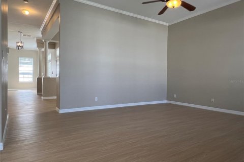 Снять в аренду виллу или дом в Киссимми, Флорида 4 комнаты, 235.41м2, № 1912500 - фото 6