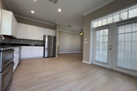 Снять в аренду виллу или дом в Киссимми, Флорида 4 комнаты, 235.41м2, № 1912500 - фото 9