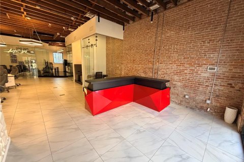 Immobilier commercial à Tampa, Floride 211.82 m2 № 2195354