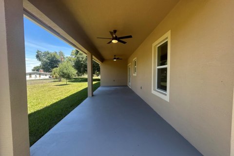 Villa ou maison à vendre à Okeechobee, Floride: 3 chambres, 150.32 m2 № 2085558 - photo 11