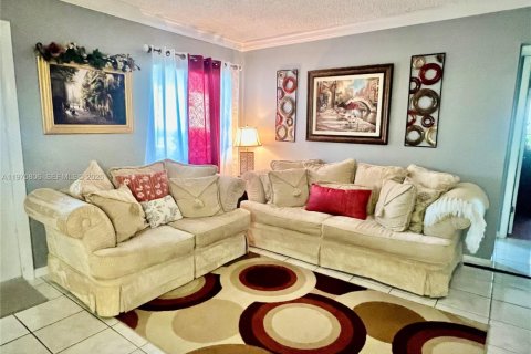 Copropriété à vendre à Greenacres, Floride: 2 chambres, 85.66 m2 № 2045433 - photo 2