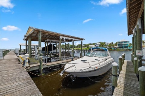 Casa en venta en Green Cove Springs, Florida, 5 dormitorios, 235.97 m2 № 2195775 - foto 7
