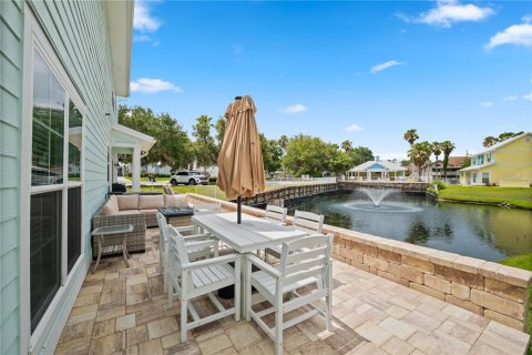 Casa en venta en Green Cove Springs, Florida, 5 dormitorios, 235.97 m2 № 2195775 - foto 6