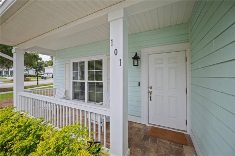 Casa en venta en Green Cove Springs, Florida, 5 dormitorios, 235.97 m2 № 2195775 - foto 12