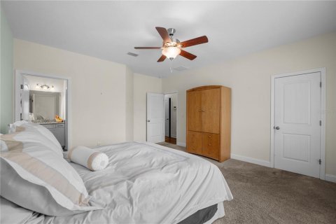 Casa en venta en Green Cove Springs, Florida, 5 dormitorios, 235.97 m2 № 2195775 - foto 24