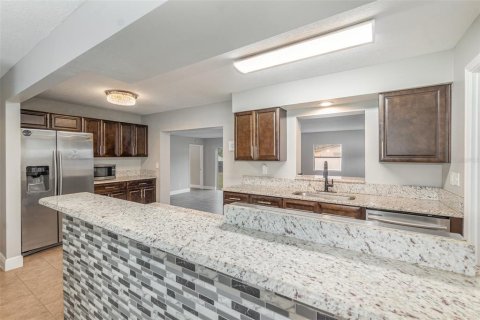 House in Altamonte Springs, Florida 3 bedrooms, 152.17 sq.m. № 1873144 - photo 6