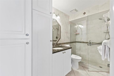 Купить кондоминиум в Сарасота, Флорида 3 комнаты, 75.81м2, № 1914234 - фото 25