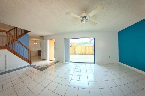 Adosado en venta en Stuart, Florida, 2 dormitorios, 119.66 m2 № 2240555 - foto 13