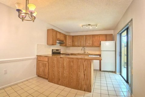 Adosado en venta en Stuart, Florida, 2 dormitorios, 119.66 m2 № 2240555 - foto 10