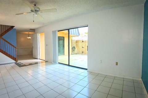 Adosado en venta en Stuart, Florida, 2 dormitorios, 119.66 m2 № 2240555 - foto 14