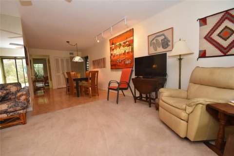 Condominio en alquiler en Sarasota, Florida, 1 dormitorio, 73.3 m2 № 1577252 - foto 9