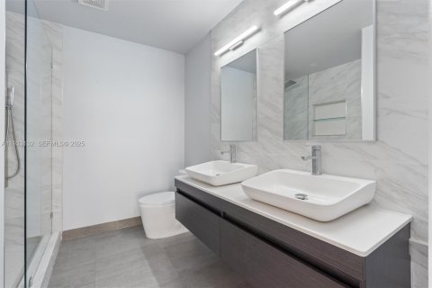 Купить виллу или дом в Корал-Спрингс, Флорида 4 спальни, 180.97м2, № 1991830 - фото 8