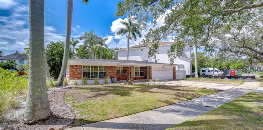 Villa ou maison à Tampa, Floride 3 chambres, 142.7 m2 № 2156786