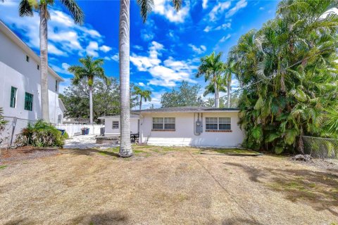 Villa ou maison à vendre à Tampa, Floride: 3 chambres, 142.7 m2 № 2156786 - photo 6