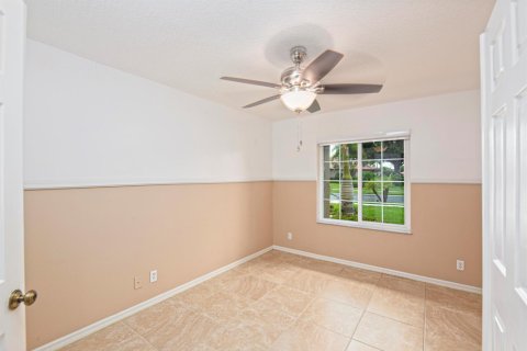 Casa en venta en Port St. Lucie, Florida, 3 dormitorios, 167.13 m2 № 2185410 - foto 17