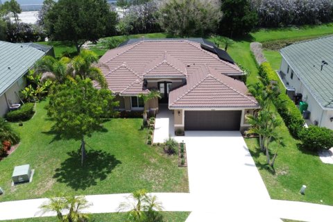 Casa en venta en Port St. Lucie, Florida, 3 dormitorios, 167.13 m2 № 2185410 - foto 3