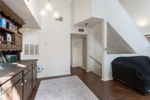Condo in Orlando, Florida, 1 bedroom  № 2258800 - photo 7