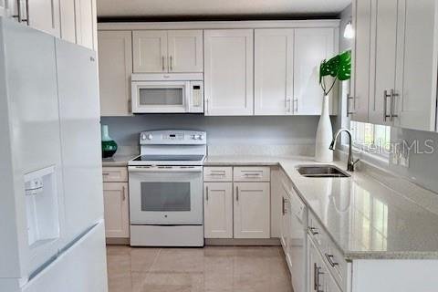 Villa ou maison à louer à Apopka, Floride: 3 chambres, 137.77 m2 № 2113217 - photo 5