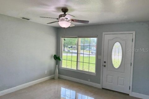 Villa ou maison à louer à Apopka, Floride: 3 chambres, 137.77 m2 № 2113217 - photo 10